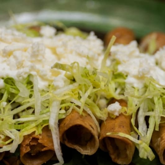 Tacos dorados