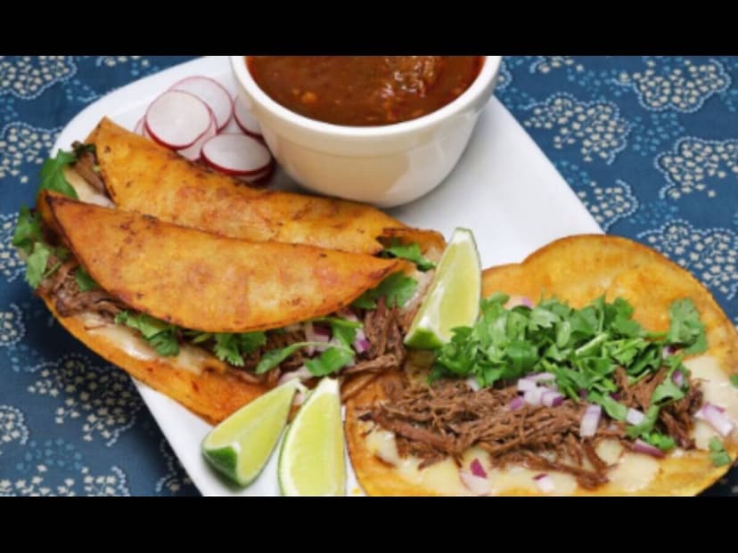 Tacos de Birria de Res El Paisa (Suc.Reforma Rosarito)