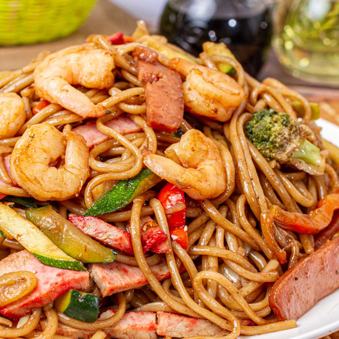 Pasta Chow Mein Camarones Pequeña