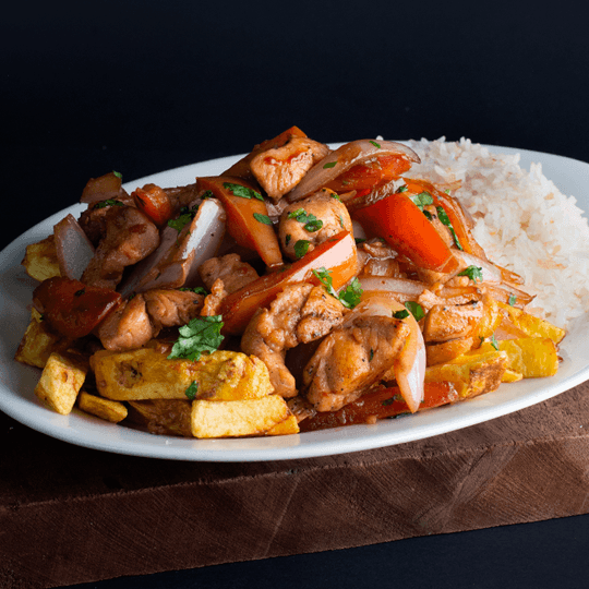 Pollo Saltado