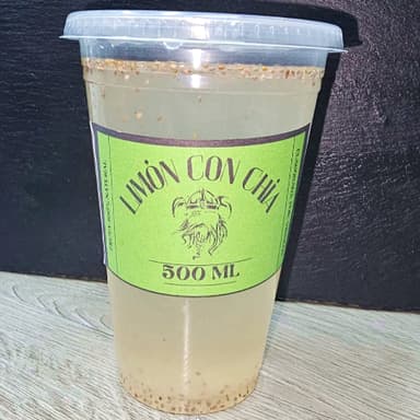 Agua limón con chia medio L