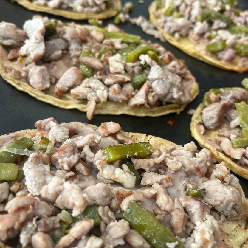 Sope de Bistec con Nopales