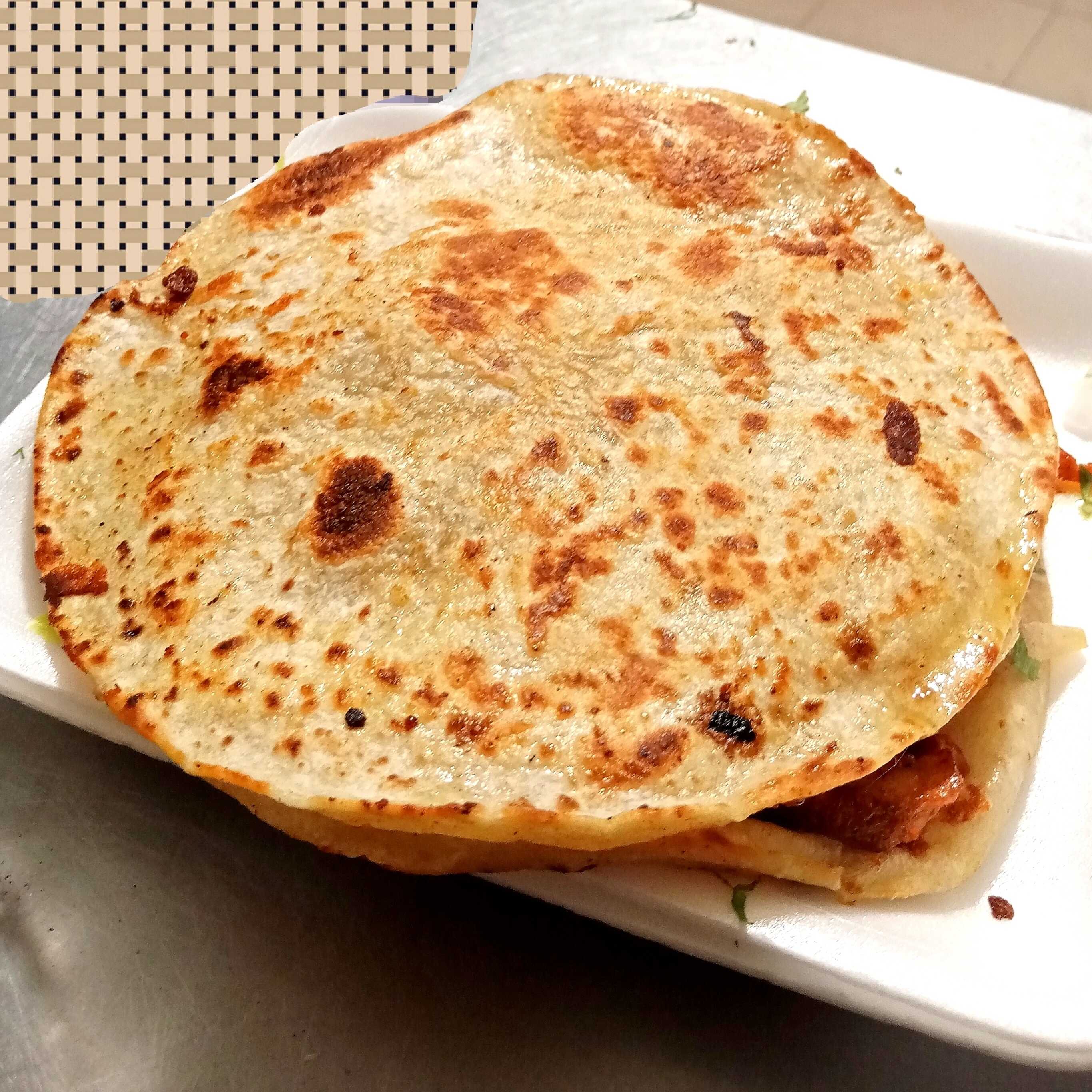 Gringa de Bistec con Tortilla de Harina y Queso