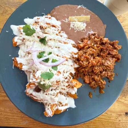 Chilaquiles Especiales en sala Chipotle