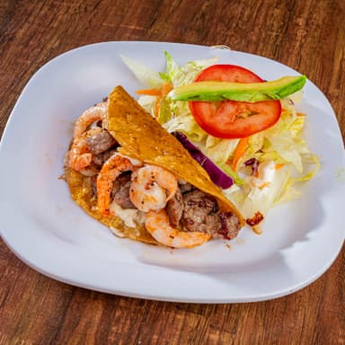 Taco Mar y Tierra
