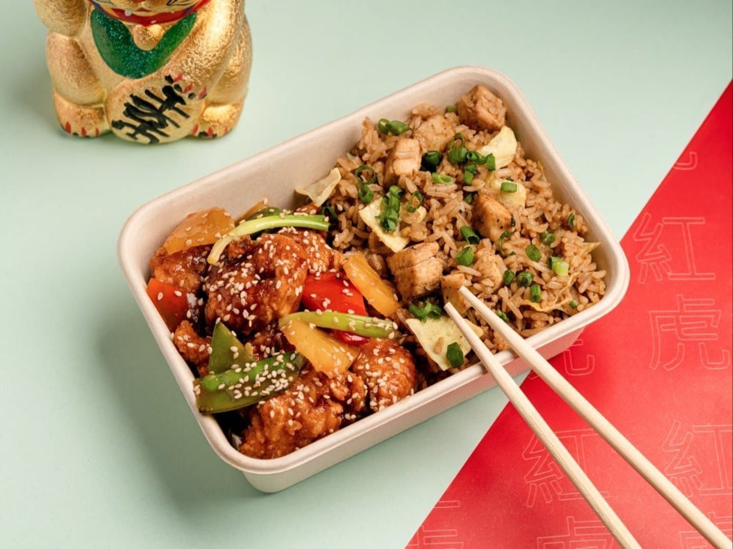 Pollo Tipakay con Chaufa