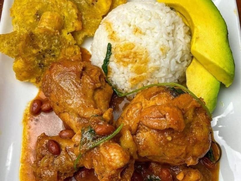 Carito Con Sabor de Hogar (Almuerzos & Desayunos)