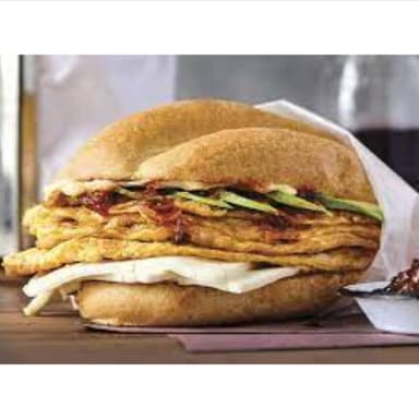 Mega Torta de Huevo