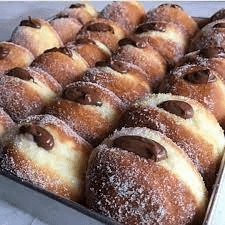 12 Donas Rellenas de Crema de Avellanas (nutella)