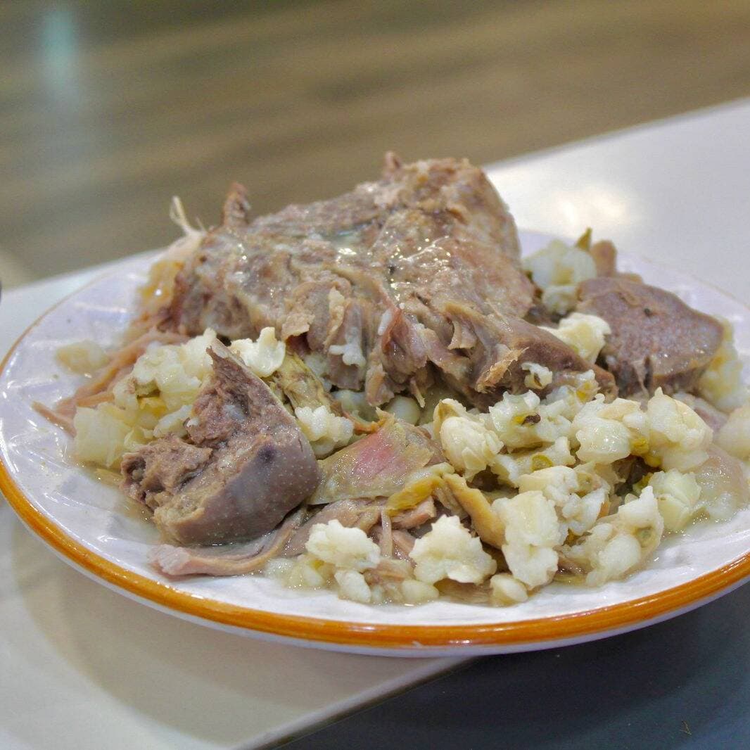 Pozole Especial