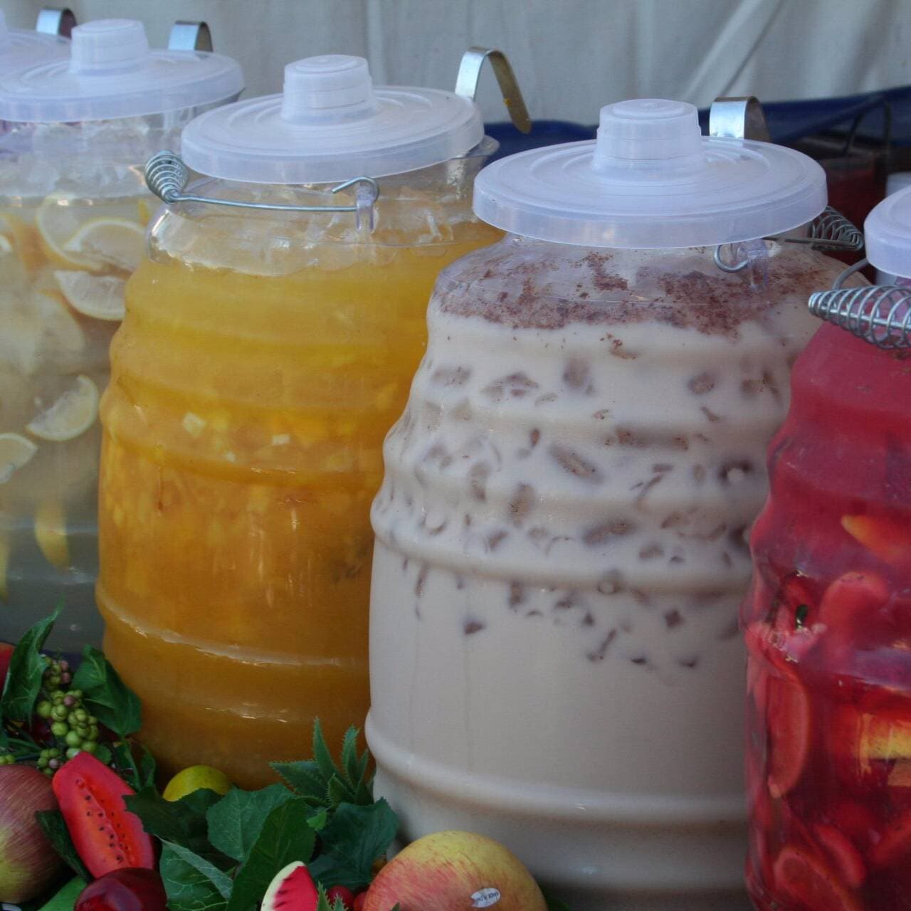 Agua de fruta natural 1 L