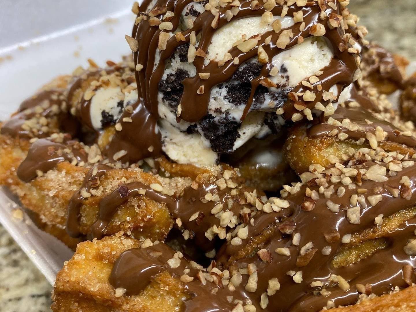 Mini Churros con 2 Ingredientes, Nieve de Regalo