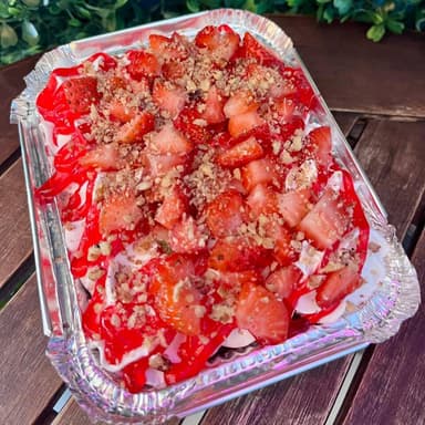 Pasteles de Tres Leches Fresas con Crema