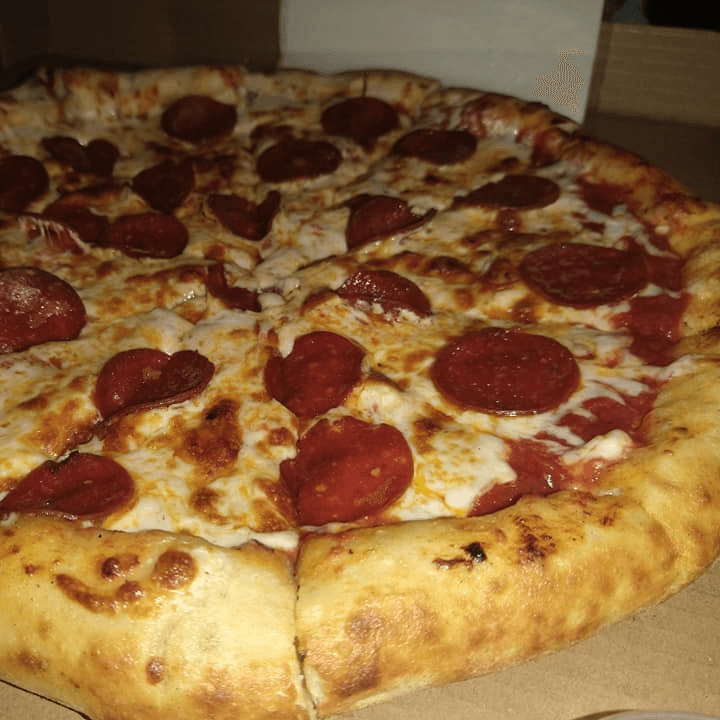 Pizza Grande Peperoni  con Orilla Queso Crema