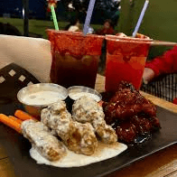 5 Bonelees + Papas + Michelada 1 L