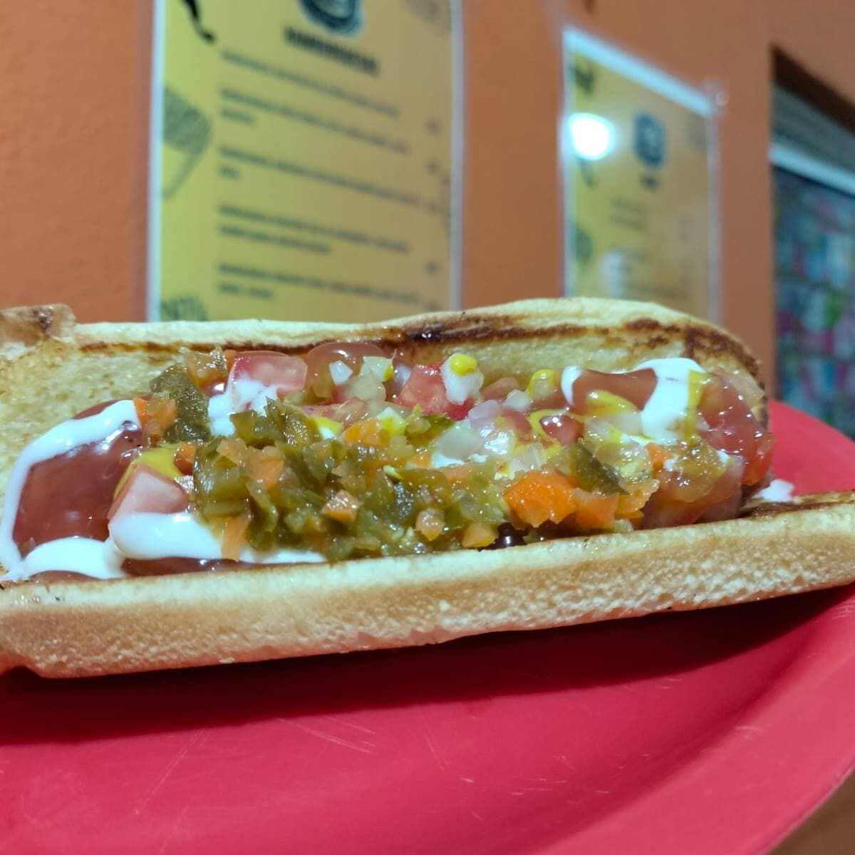 1 Hot Dog  + Coca