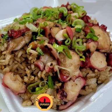 YAKIMESHI DE PULPO