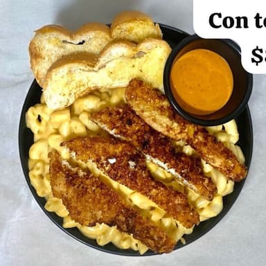 Mac & Cheesse con Tenders