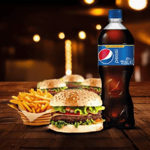 4 Hamburguesas Chicas + Refresco 1.5-2 L + Papas