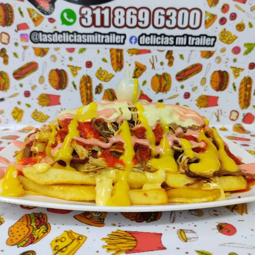 Salchipapa Familiar