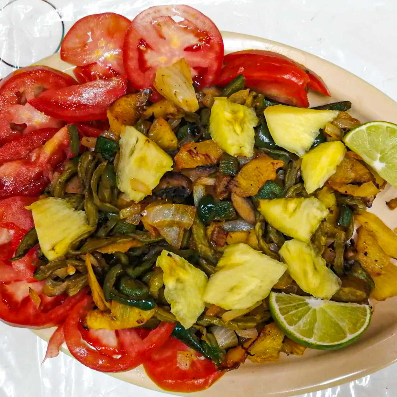 Vegetariano con tortilla de maíz
