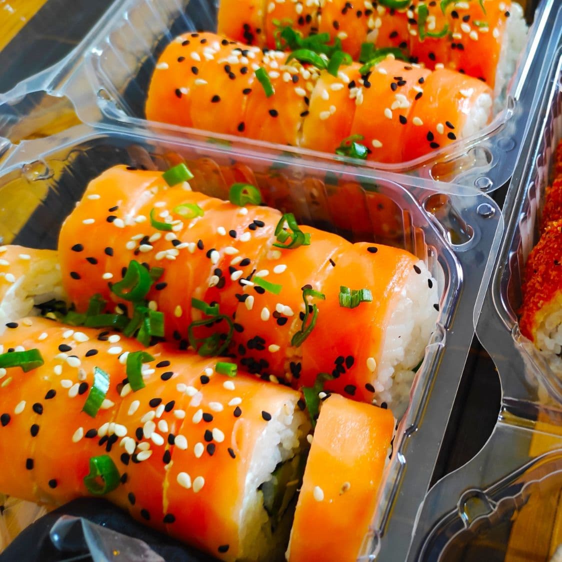 Salmón Roll