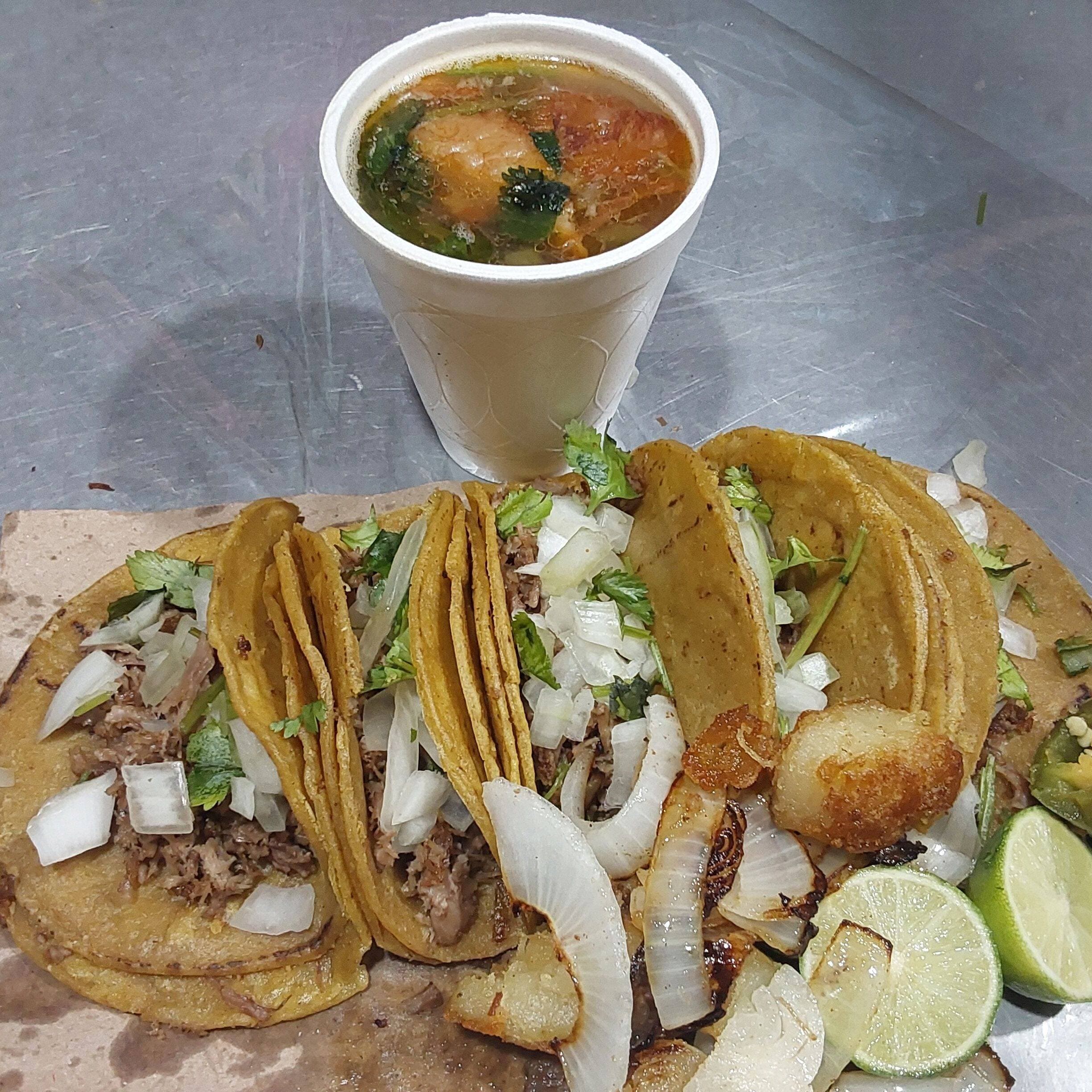 Combo Tacos Bistec En Maiz (5 Pzs) - Frijoles
