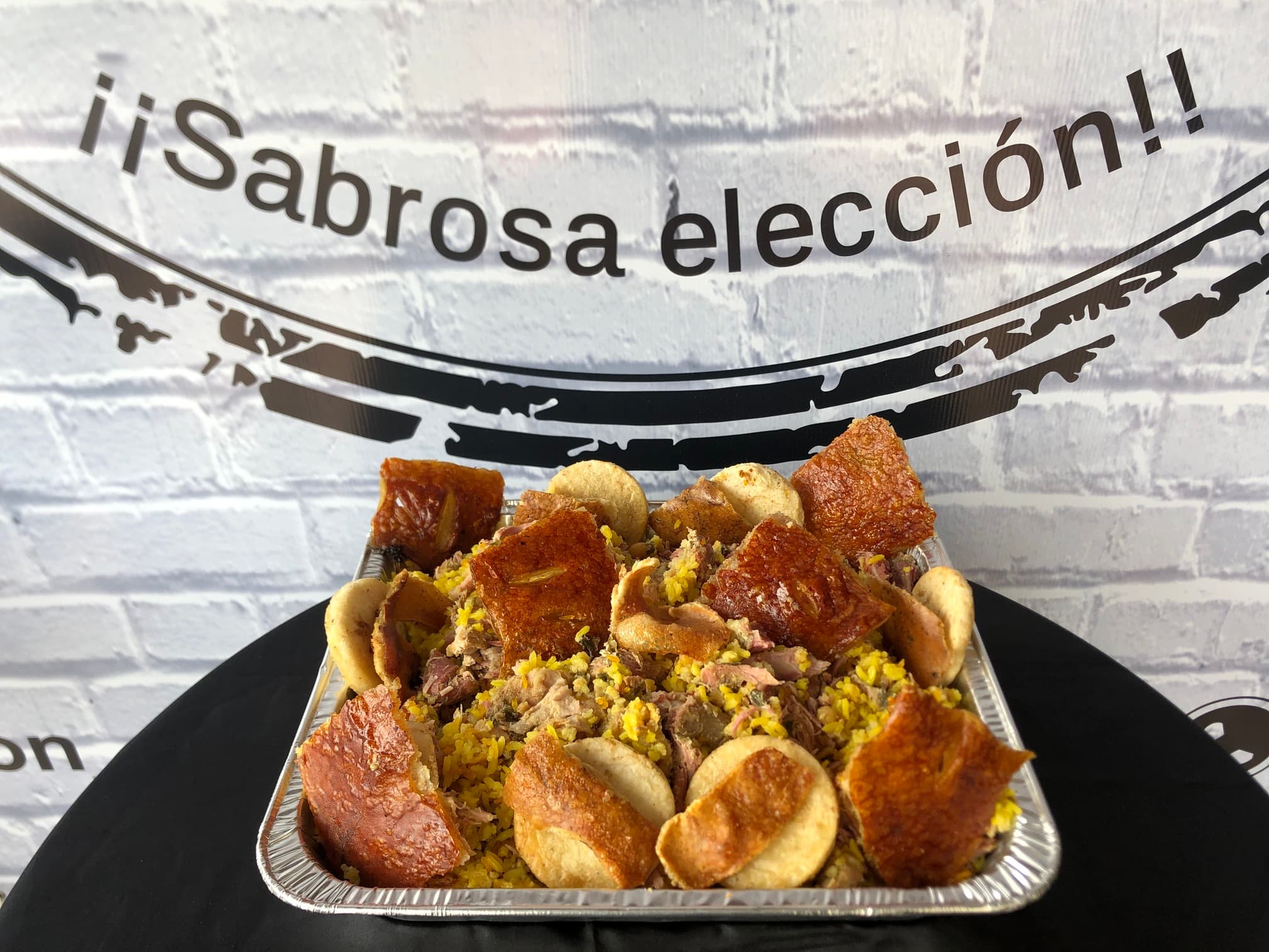 Bandeja 1.800 gr Lechona
