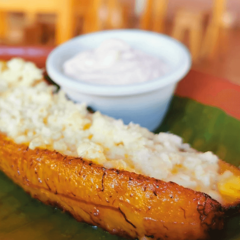 Maduros Rellenos con Queso