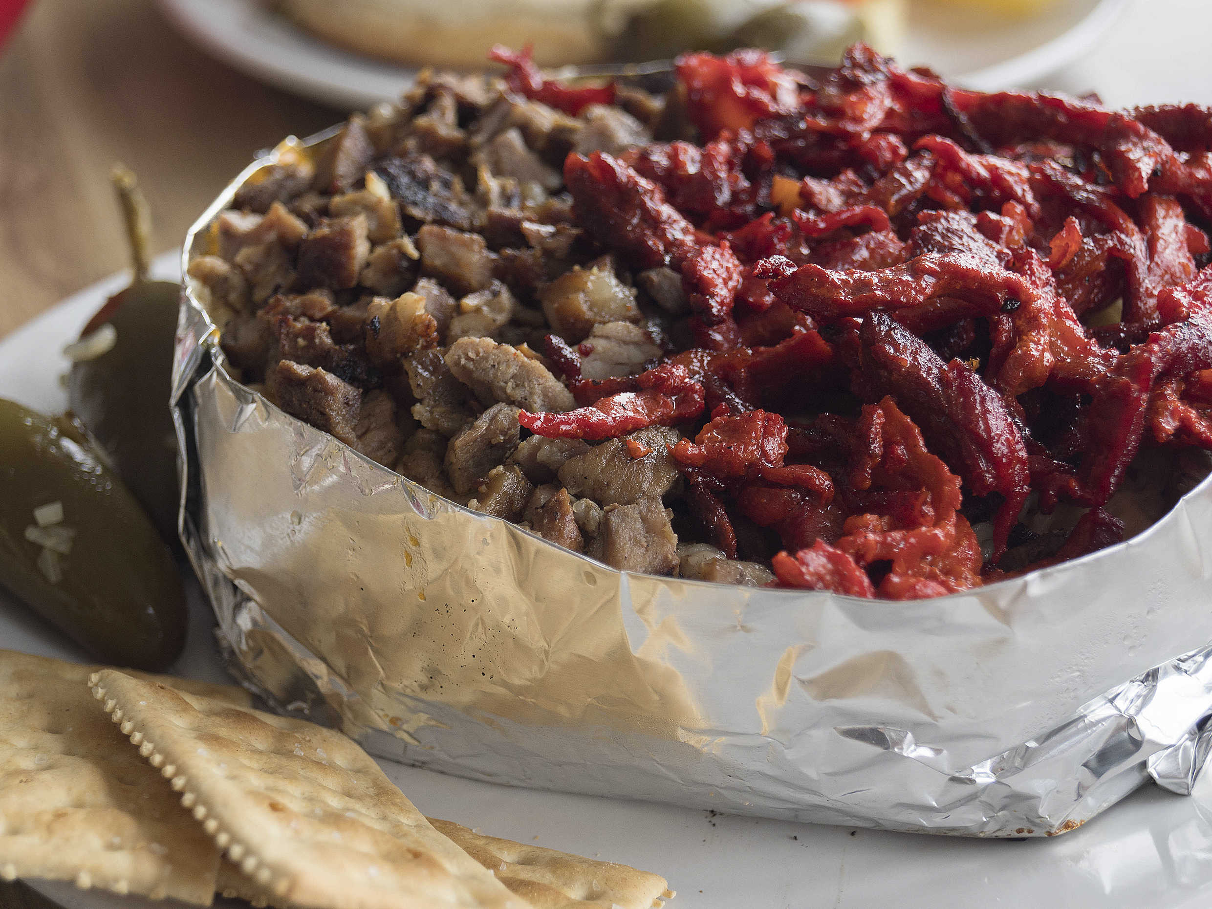 Mixta con Carne Asada Trompo y Tocino.