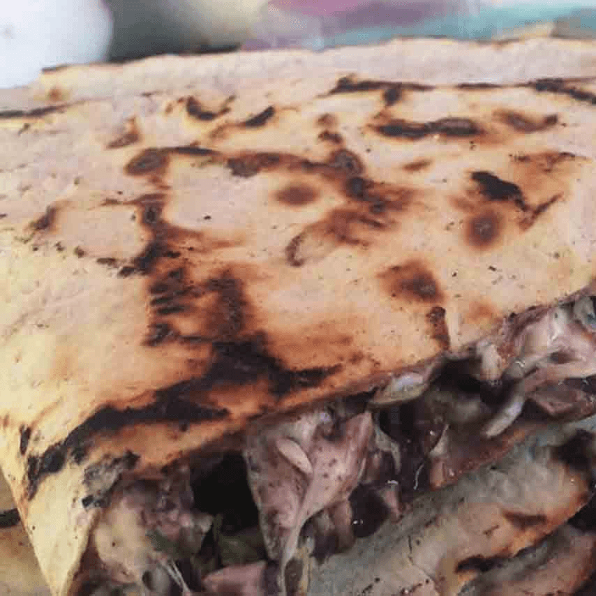 Tlayuda de Asada