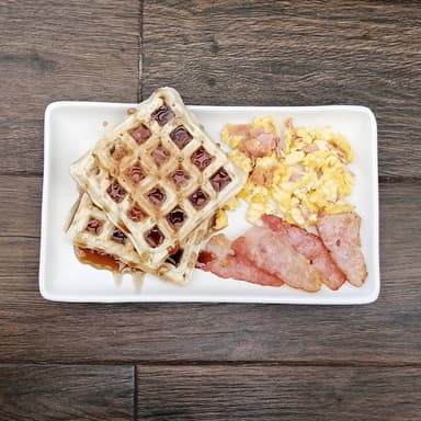 Cuadros de Waffles con Huevo
