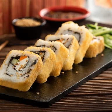 Maki Especial de Salmón