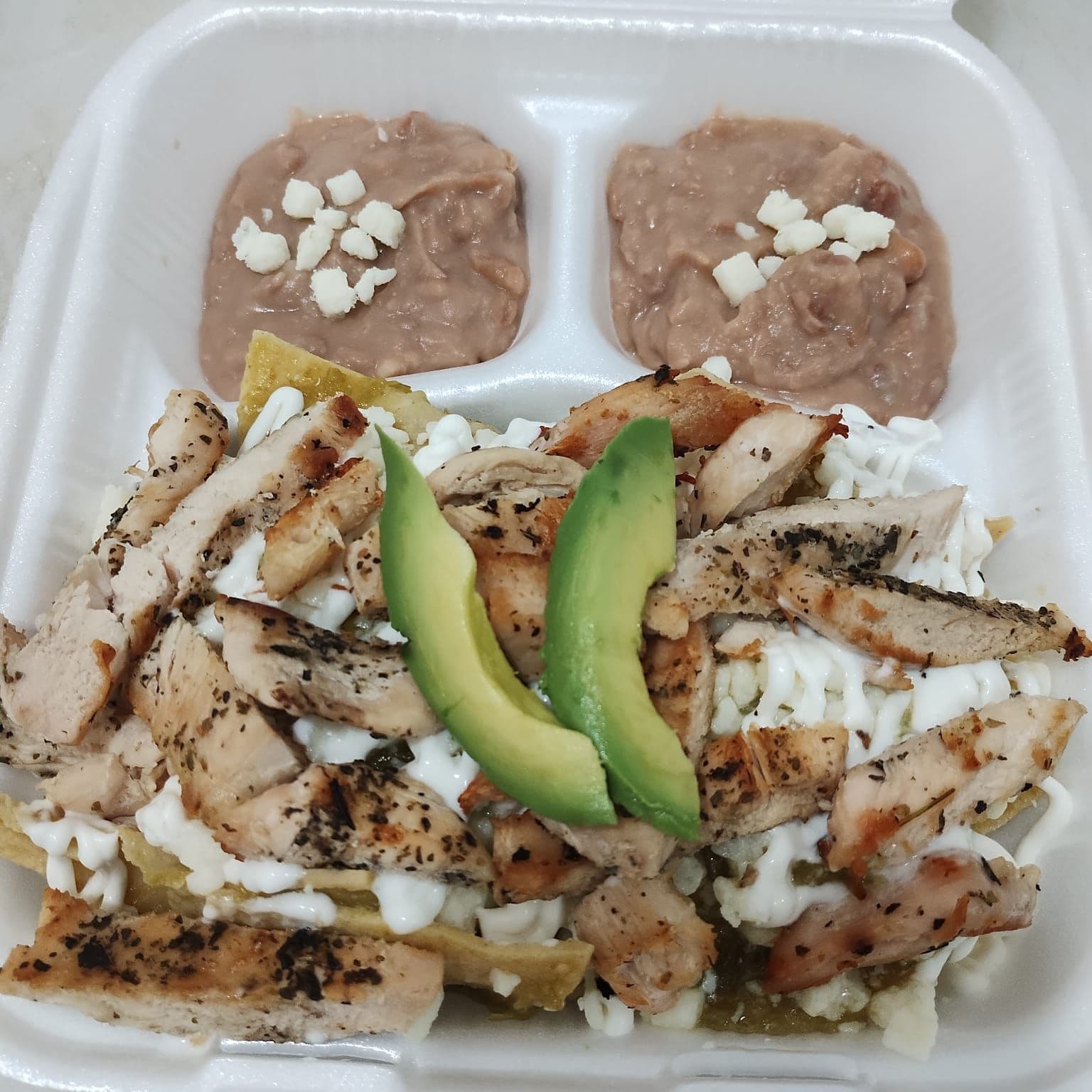 Chilaquiles Verdes con Pollo