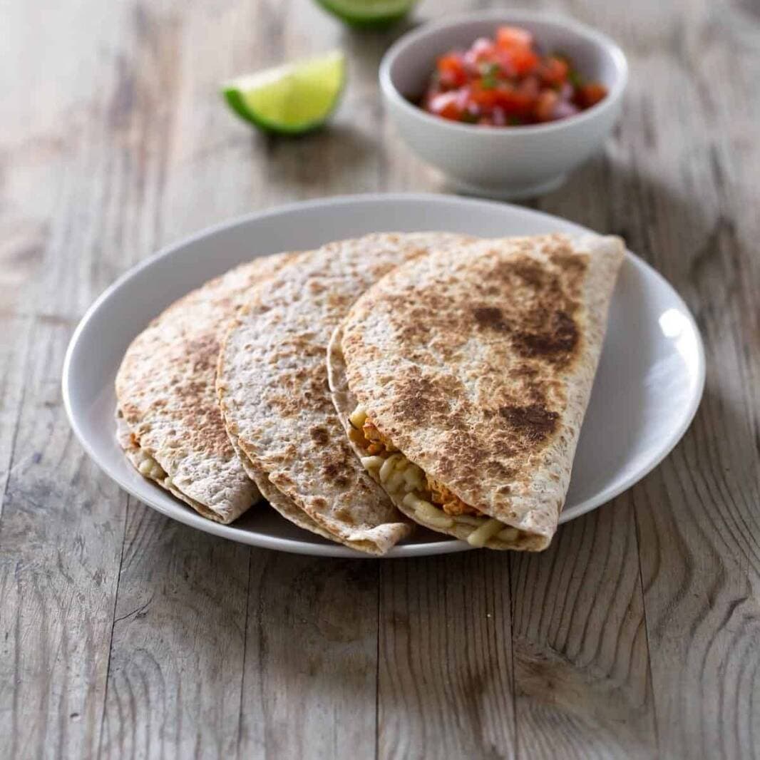 Quesadillas de Maíz con Asada