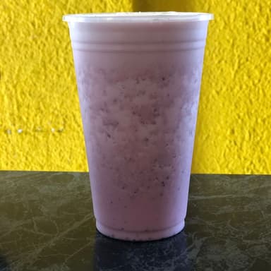 Licuado 16oz De Frutos Rojos