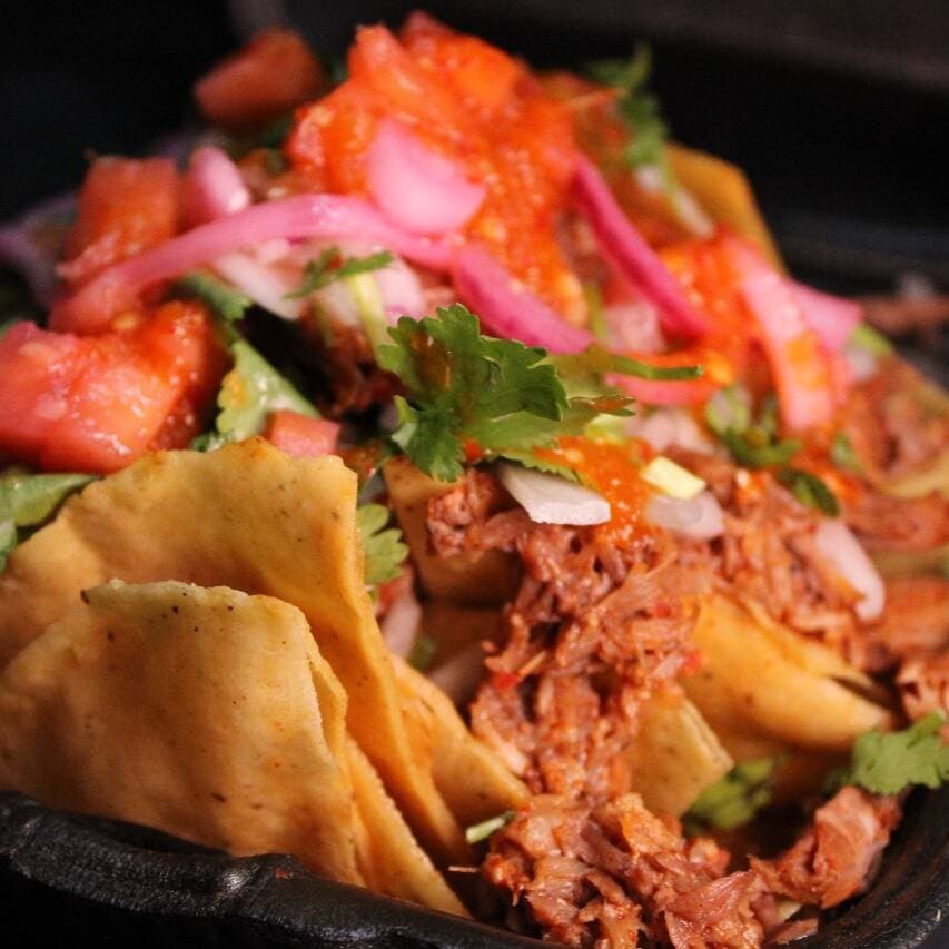 Chilaquiles con Birria