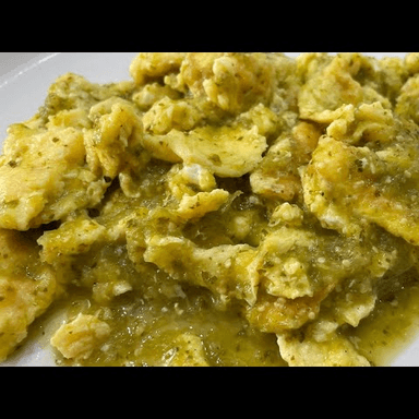 Huevo Revuelto en Salsa Verde