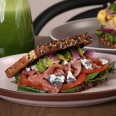 Sándwich de jamón serrano