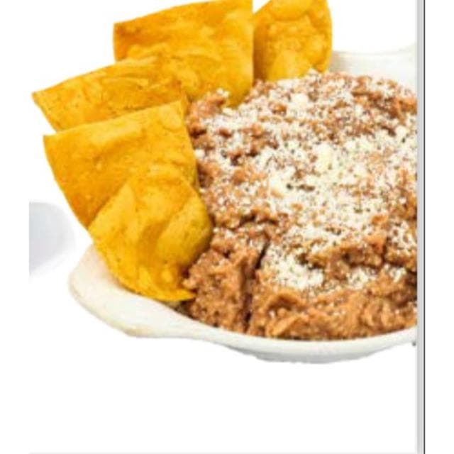 FRIJOLES REFRITOS CON QUESO GRATIN