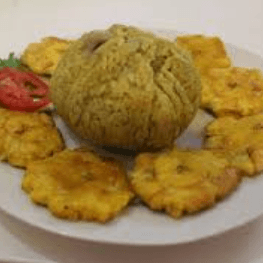 Juane de Pollo con Patacones