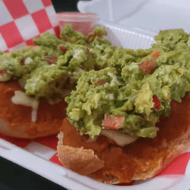 Mollete Guacamole