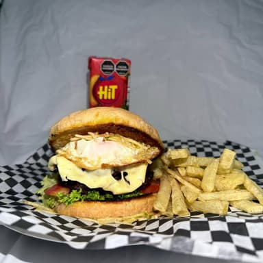 Hamburguesa Ñam Ñam Especial en Combo
