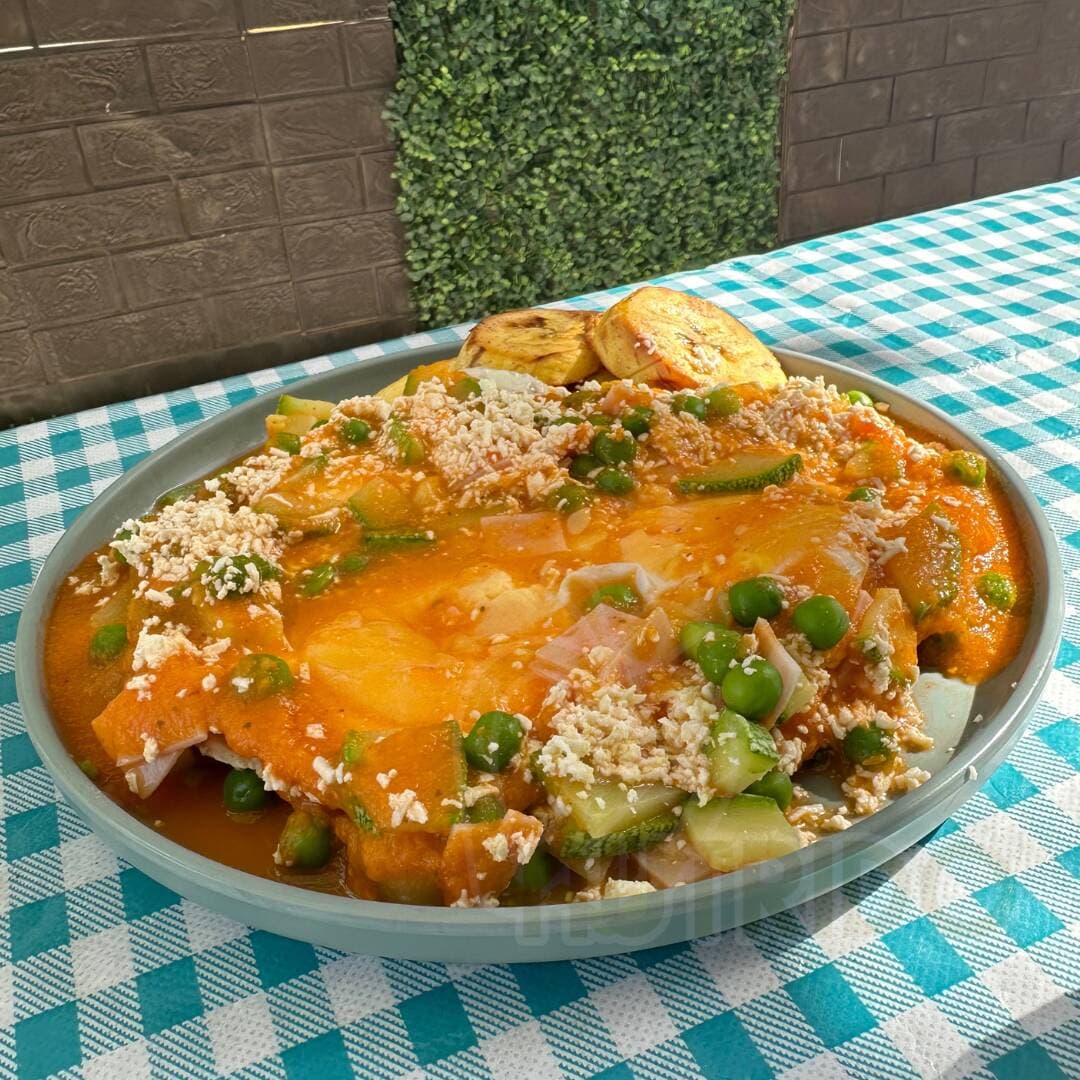 Huevos Motuleños