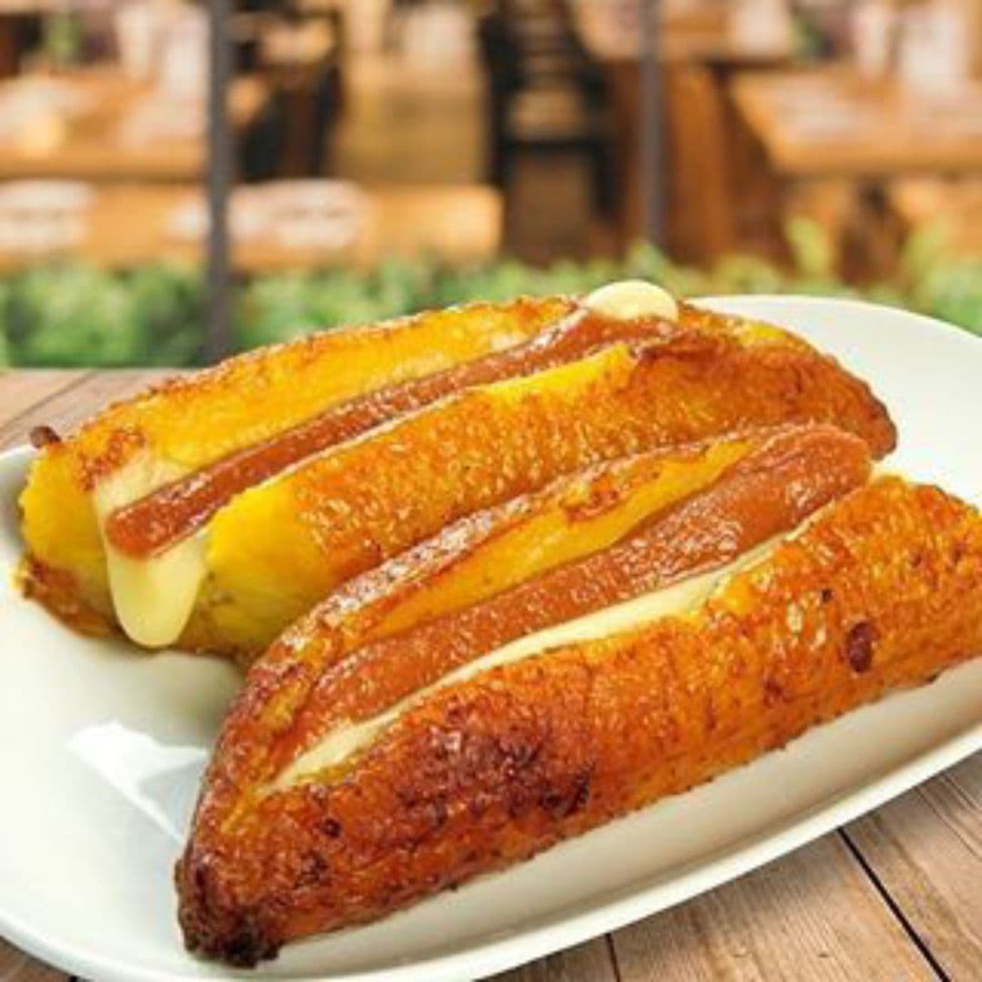 Plátano Maduro con Queso y Bocadillo