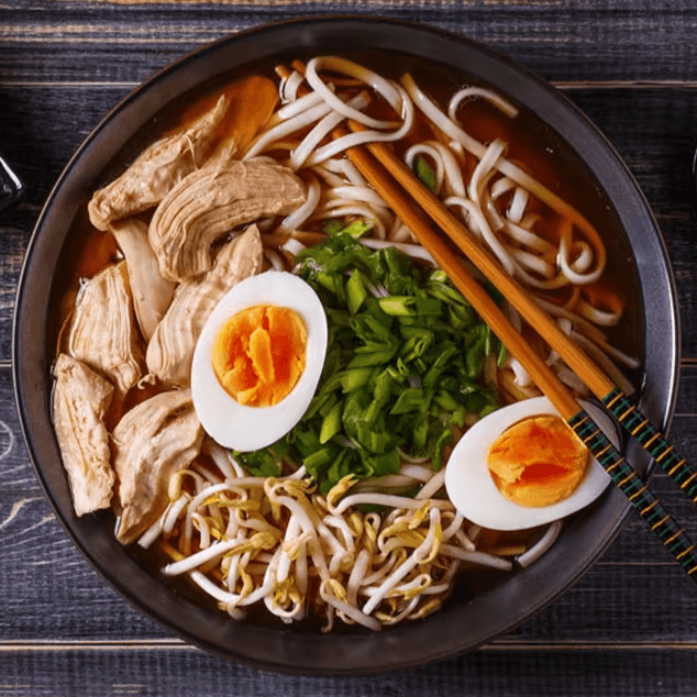 Ramen Chino (32 Oz) 拉面