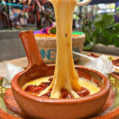Queso Fundido  de Longaniza