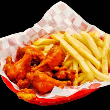 Papas con Alitas Grande BBQ