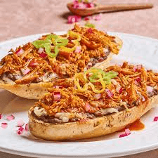 Molletes de la Casa con Cochinita Pibil