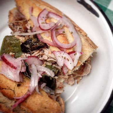 Torta Ahogada de Chile Relleno de Carnitas